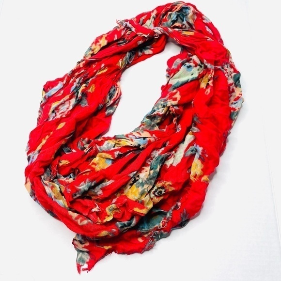 𝅺orange Red Floral Distressed Raw Hem Scarf - Picture 1 of 3